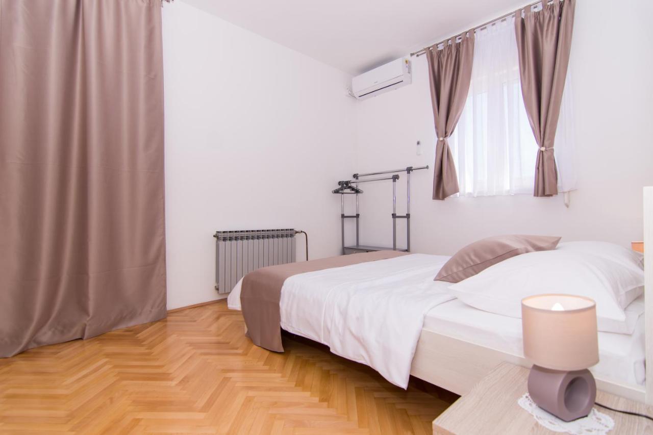 Apartmani Mlacic Donji Okrug  Dış mekan fotoğraf